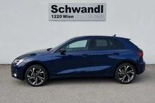 Audi A3 Sportback 30 TFSI in 2D Navarrablau Metallic