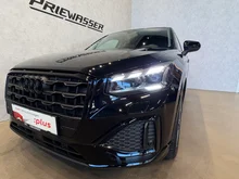 Audi Q2 30 TFSI admired in brillantschwarz klar