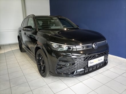 VW Tiguan R-Line eTSI DSG