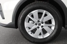 SEAT Arona Reference Edition 1.0 TSI in Candy-Weiß