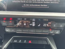 Audi A3 Sportback 30 TFSI select in ibisweiß