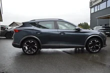 CUPRA Formentor 2.0 TDI 150 PS DSG 4Drive in Magnet-Grau Metallic
