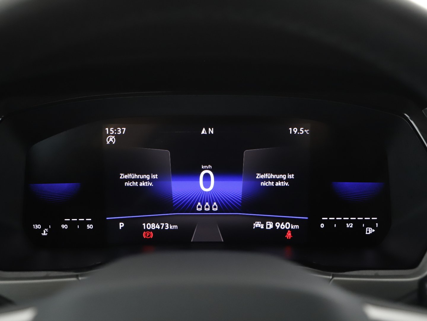 VW Touran Sky TDI DSG | Bild 10 von 24