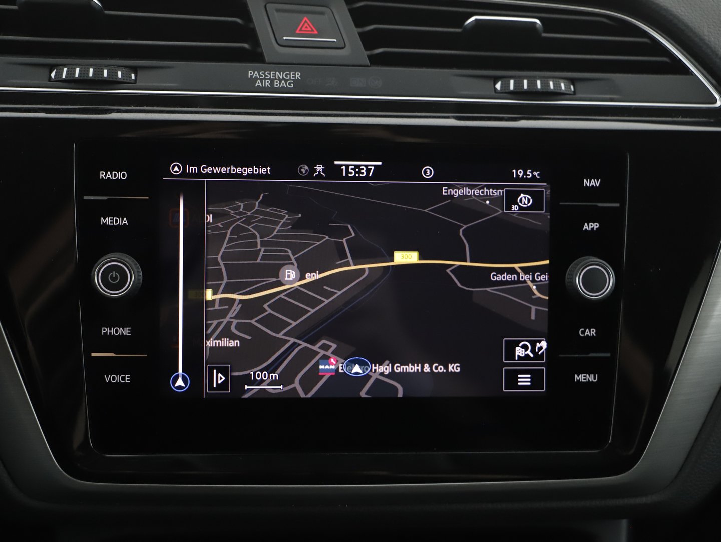 VW Touran Sky TDI DSG | Bild 14 von 24
