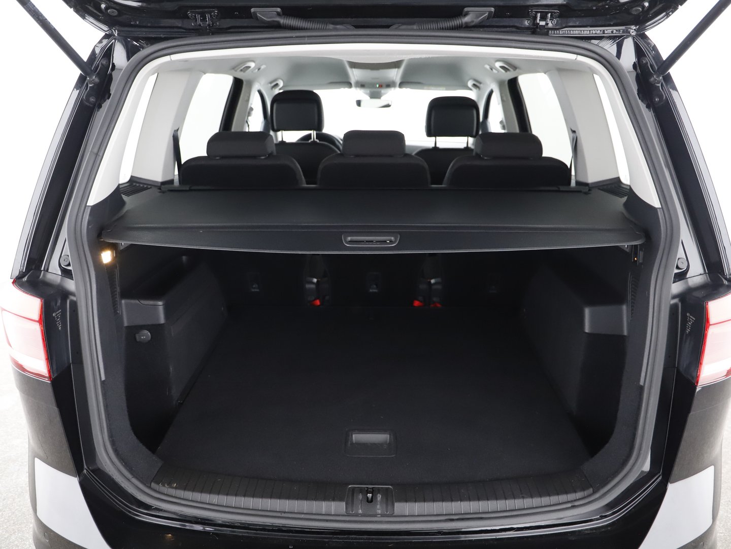 VW Touran Sky TDI DSG | Bild 19 von 24