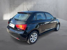 Audi A1 Sportback 1.2 TFSI Attraction in brillantschwarz Klar