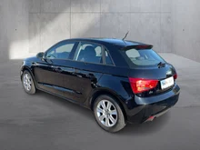 Audi A1 Sportback 1.2 TFSI Attraction in brillantschwarz Klar