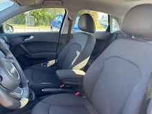 Audi A1 Sportback 1.2 TFSI Attraction in brillantschwarz Klar