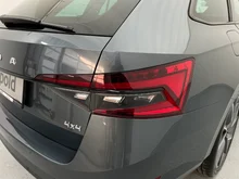 Škoda Superb Combi 4x4 SPORTLINE TDI DSG in Quarz-Grau Metallic