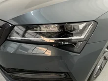 Škoda Superb Combi 4x4 SPORTLINE TDI DSG in Quarz-Grau Metallic