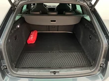Škoda Superb Combi 4x4 SPORTLINE TDI DSG in Quarz-Grau Metallic
