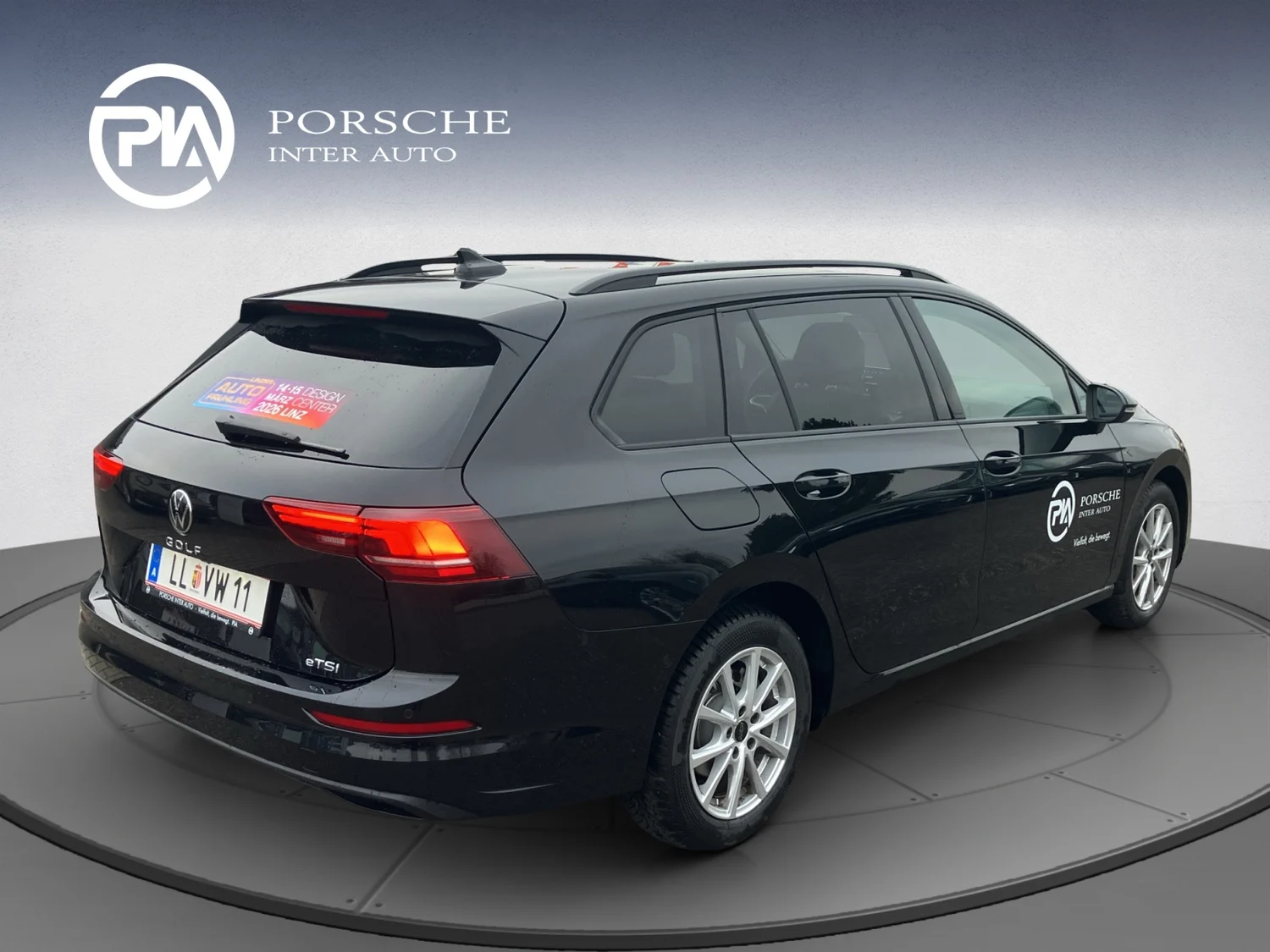 Bild eines VW Golf Variant Business mHeV DSG