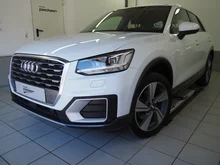 Audi Q2 1.6 TDI Sport in gletscherweiß metal.
