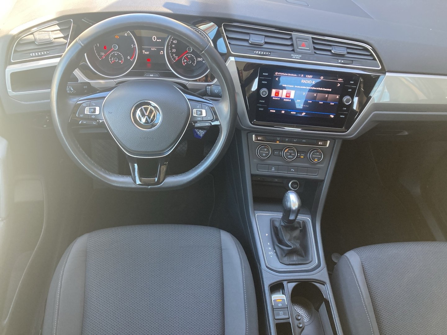 VW Touran Comfortline TDI SCR DSG 7-Sitzer | Bild 7 von 18