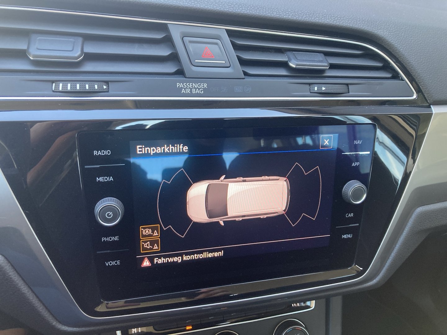VW Touran Comfortline TDI SCR DSG 7-Sitzer | Bild 11 von 18