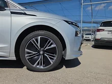 Škoda Enyaq Coupé 85x in Brillant-Silber Metallic