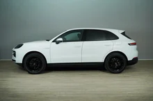 Thumbnail-Foto von Fahrzeug