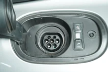 Porsche Panamera 4 E-Hybrid Sport Turismo in silber - metallic