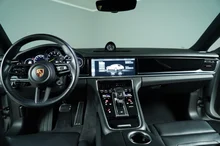 Porsche Panamera 4 E-Hybrid Sport Turismo in silber - metallic