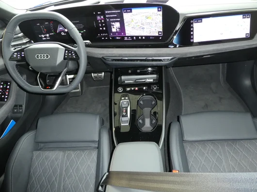 Bild eines Audi A5 Avant e-hybrid quattro 270 kW