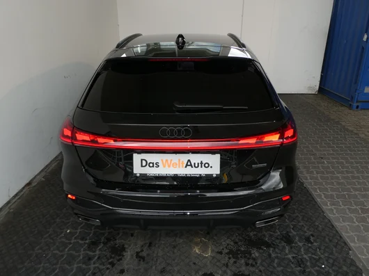 Bild eines Audi A5 Avant e-hybrid quattro 270 kW