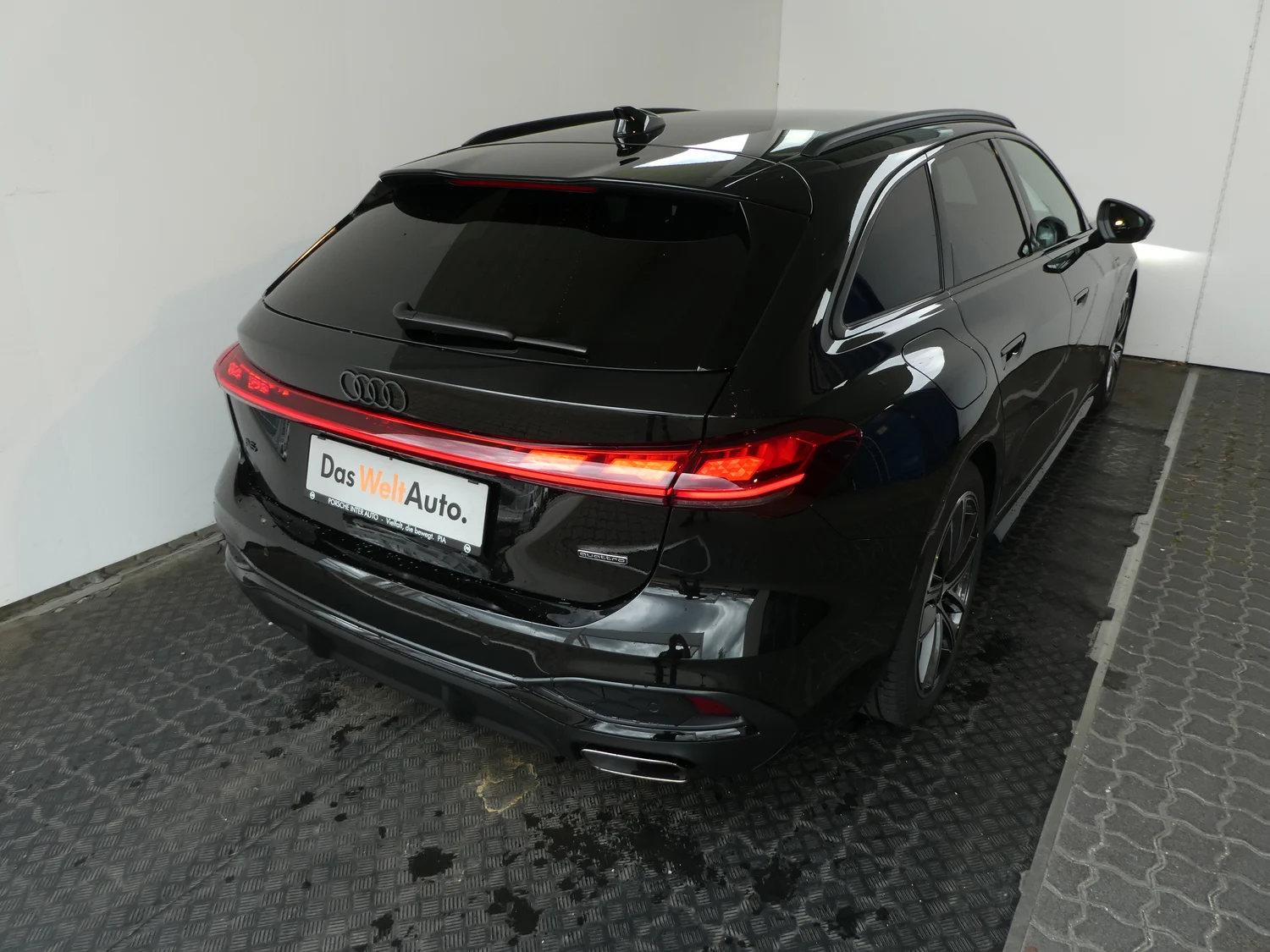Bild eines Audi A5 Avant e-hybrid quattro 270 kW