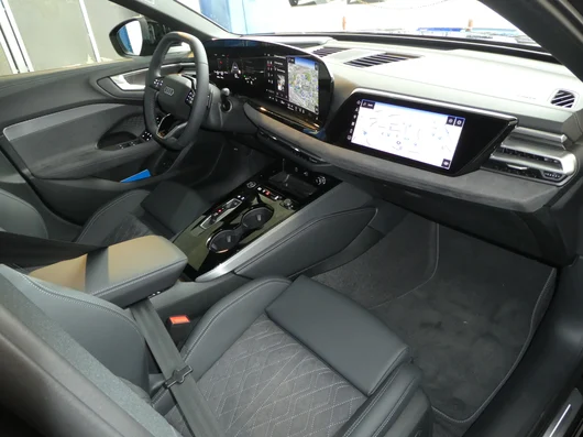 Bild eines Audi A5 Avant e-hybrid quattro 270 kW