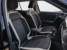 VW T-Roc Sport TSI ACT DSG in Deep Black Perleffekt