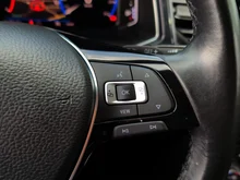 VW T-Roc Sport TSI ACT DSG in Deep Black Perleffekt