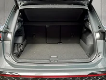 VW Tiguan R-Line TDI 4MOTION DSG in Delfingrau Metallic