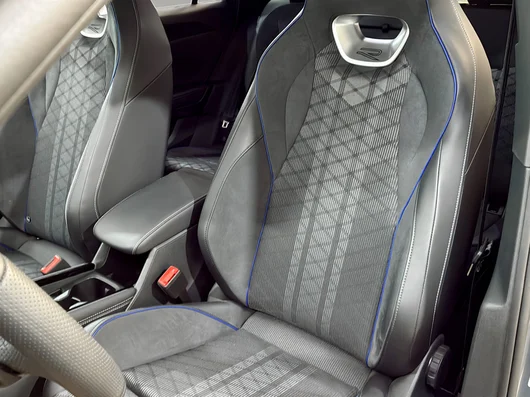 Bild eines VW Tiguan R-Line TDI 4MOTION DSG
