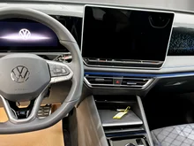 VW Tiguan R-Line TDI 4MOTION DSG in Delfingrau Metallic