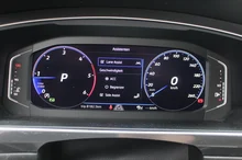 VW Tiguan Allspace R-Line TDI 4MOTION DSG in Deep Black Perleffekt