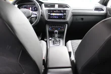 VW Tiguan Allspace R-Line TDI 4MOTION DSG in Deep Black Perleffekt