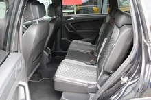 VW Tiguan Allspace R-Line TDI 4MOTION DSG in Deep Black Perleffekt