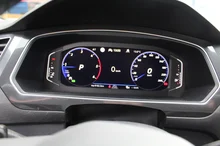 VW Tiguan Allspace R-Line TDI 4MOTION DSG in Deep Black Perleffekt