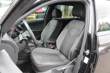 VW Tiguan Allspace R-Line TDI 4MOTION DSG in Deep Black Perleffekt