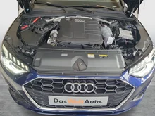 Audi A4 Avant 40 TDI quattro S line in 2D Navarrablau Metallic