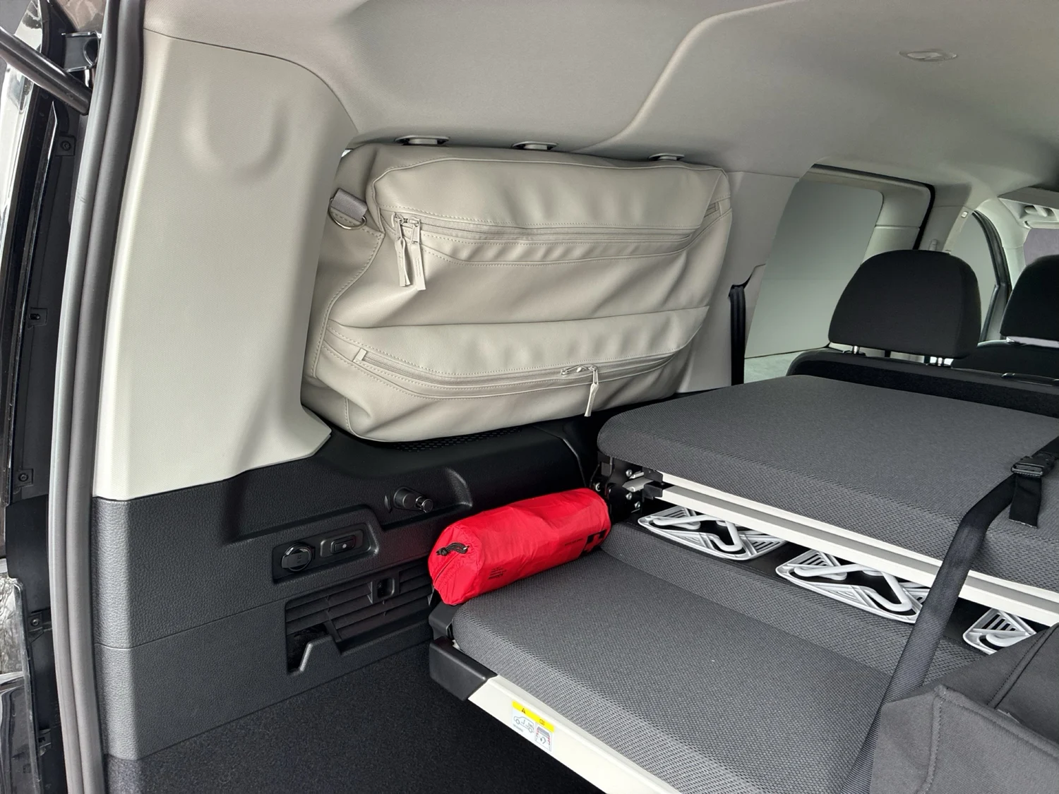 Bild eines VW Caddy California Maxi TDI