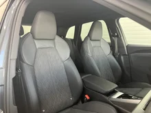 Audi Q5 SUV TDI quattro 150 kW in Daytonagrau Perleffekt