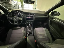 VW Tiguan Highline TDI SCR 4MOTION DSG in Deep Black Perlef.