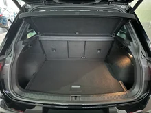 VW Tiguan Highline TDI SCR 4MOTION DSG in Deep Black Perlef.
