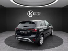 VW T-Cross 4Me TSI in Deep Black Perleffekt