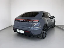 Porsche Macan 4S in schiefergrau neo