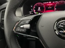 Škoda Kodiaq Sportline TSI ACT DSG in Graphit-Grau Metallic