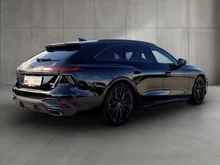 Audi A6 Avant e-hybrid quattro 270 kW in Mythosschwarz Metallic