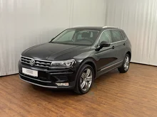 VW Tiguan Highline TDI SCR 4MOTION in Deep Black Perleffekt