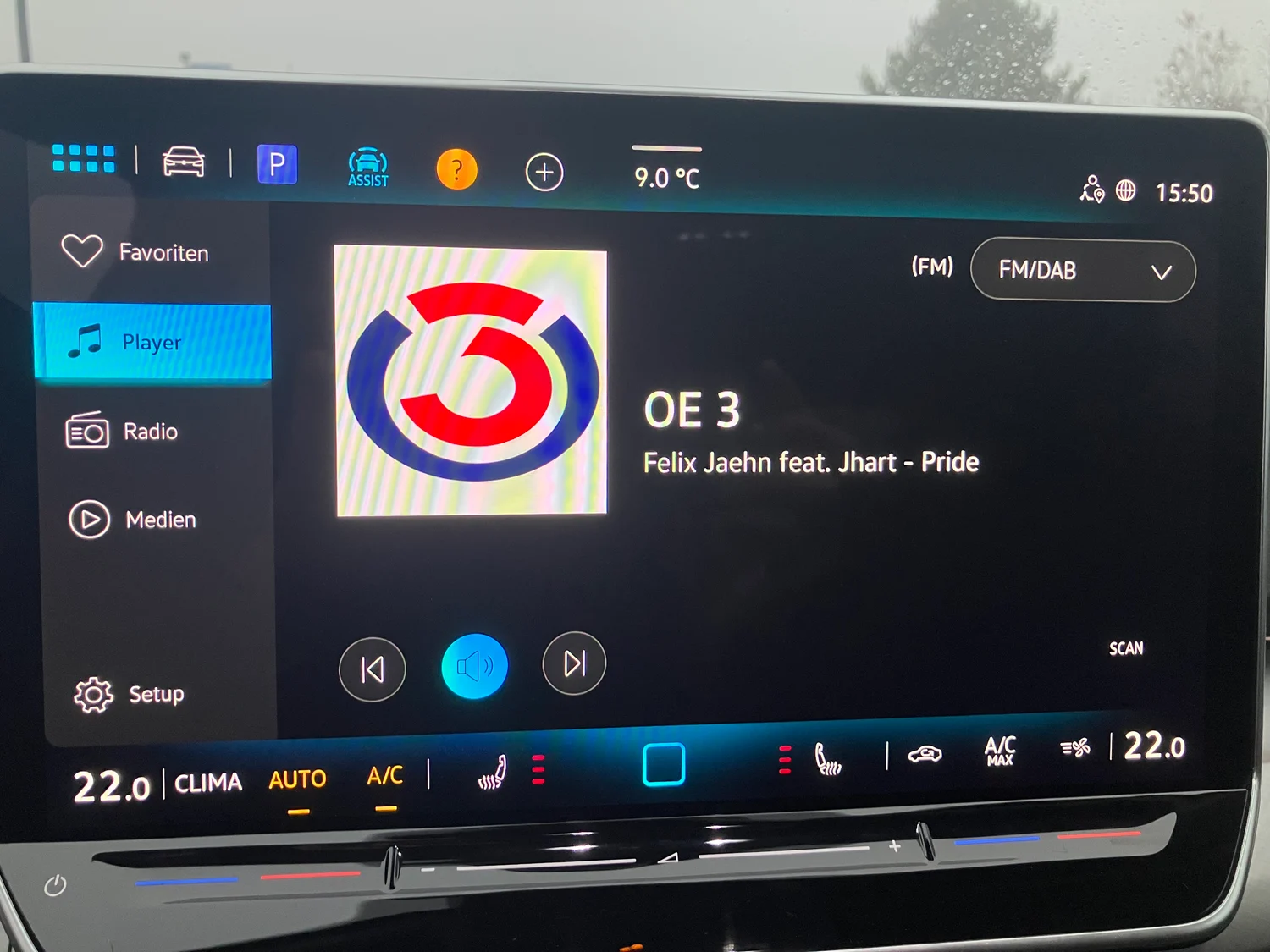 Bild eines VW Golf Variant Business mHeV DSG