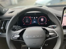 Škoda Kodiaq 4x4 Sportline TDI DSG in Moon-Weiß Metallic