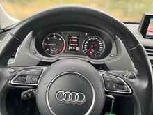 Audi Q3 2.0 TDI quattro intense in dunkelgrau - metallic